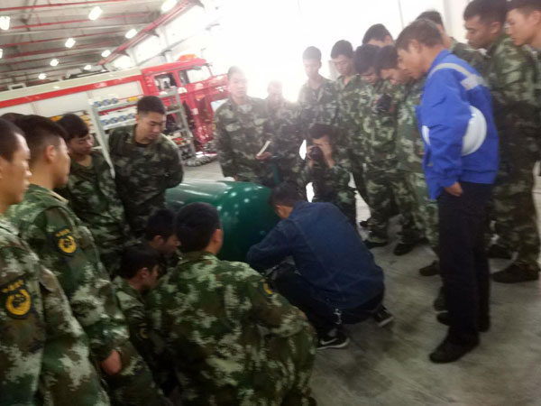上海某消防隊帶壓密封技術交流